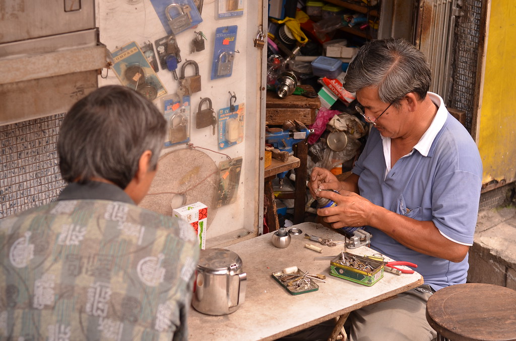 uPVC door problems South London locksmith repair