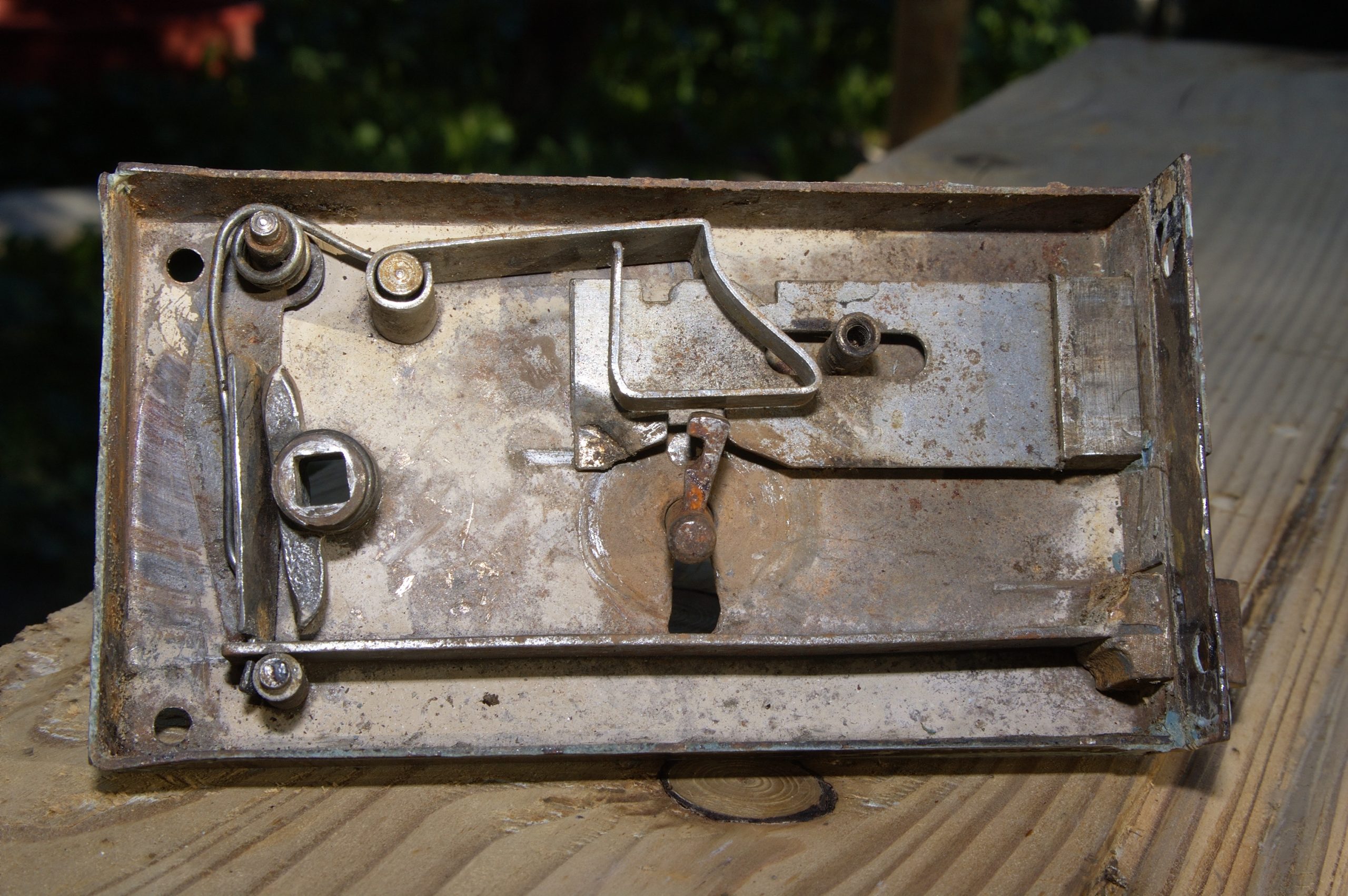 door lock mechanism South London locksmith