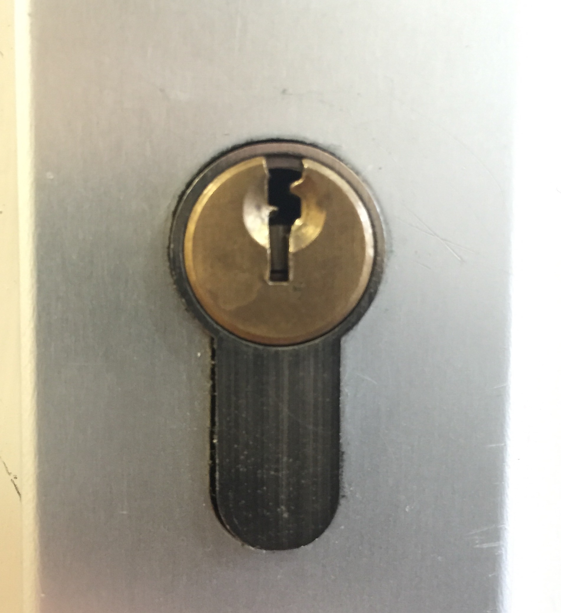 Euro cylinder lock pin tumbler mechanism BS3621