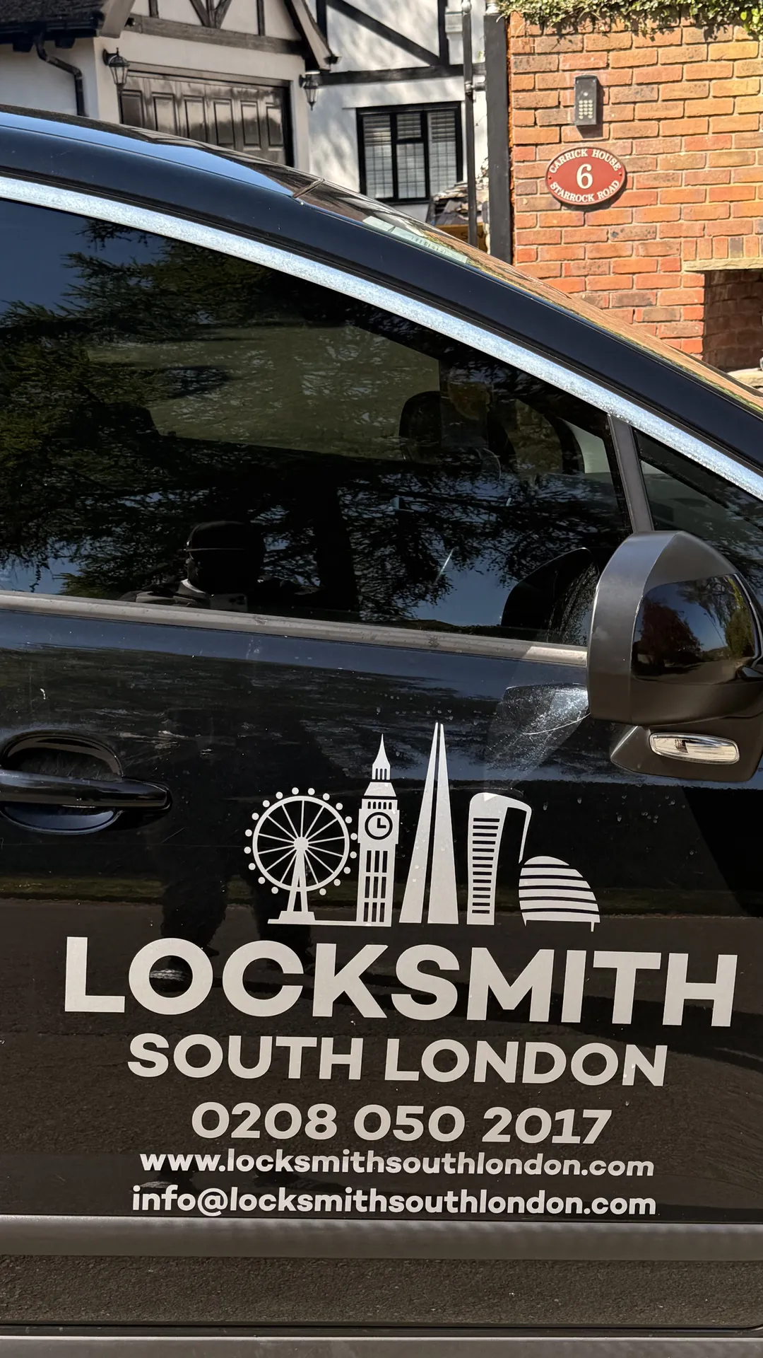 Locksmith callout at Carrick House Starrock Road Coulsdon CR5