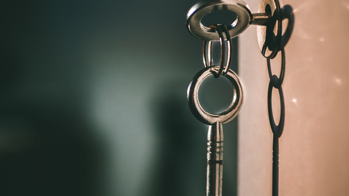 Choosing a UK door lock standard &mdash; BS3621 and TS007 Kitemark