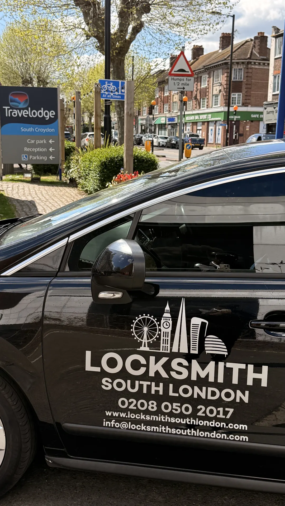 Broken key inside lock removal in South Croydon CR2 – 24/7 locksmith South London
