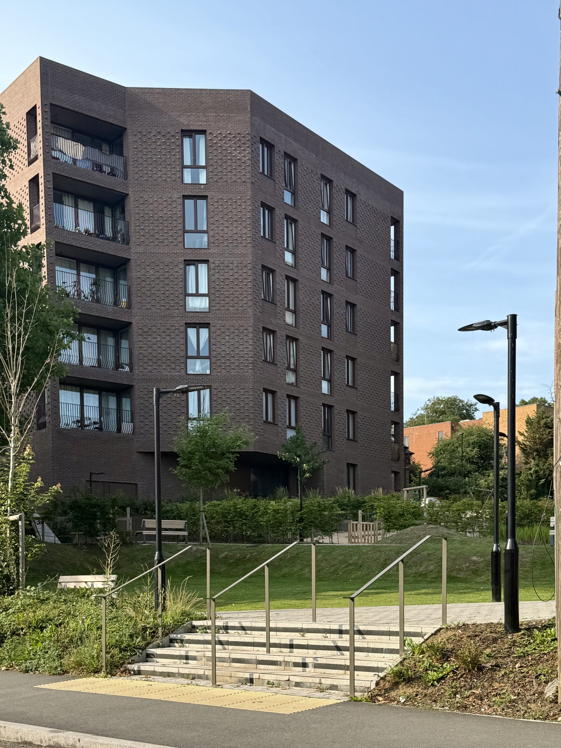 Residential homes in Coulsdon CR5 covered by Locksmith South London
