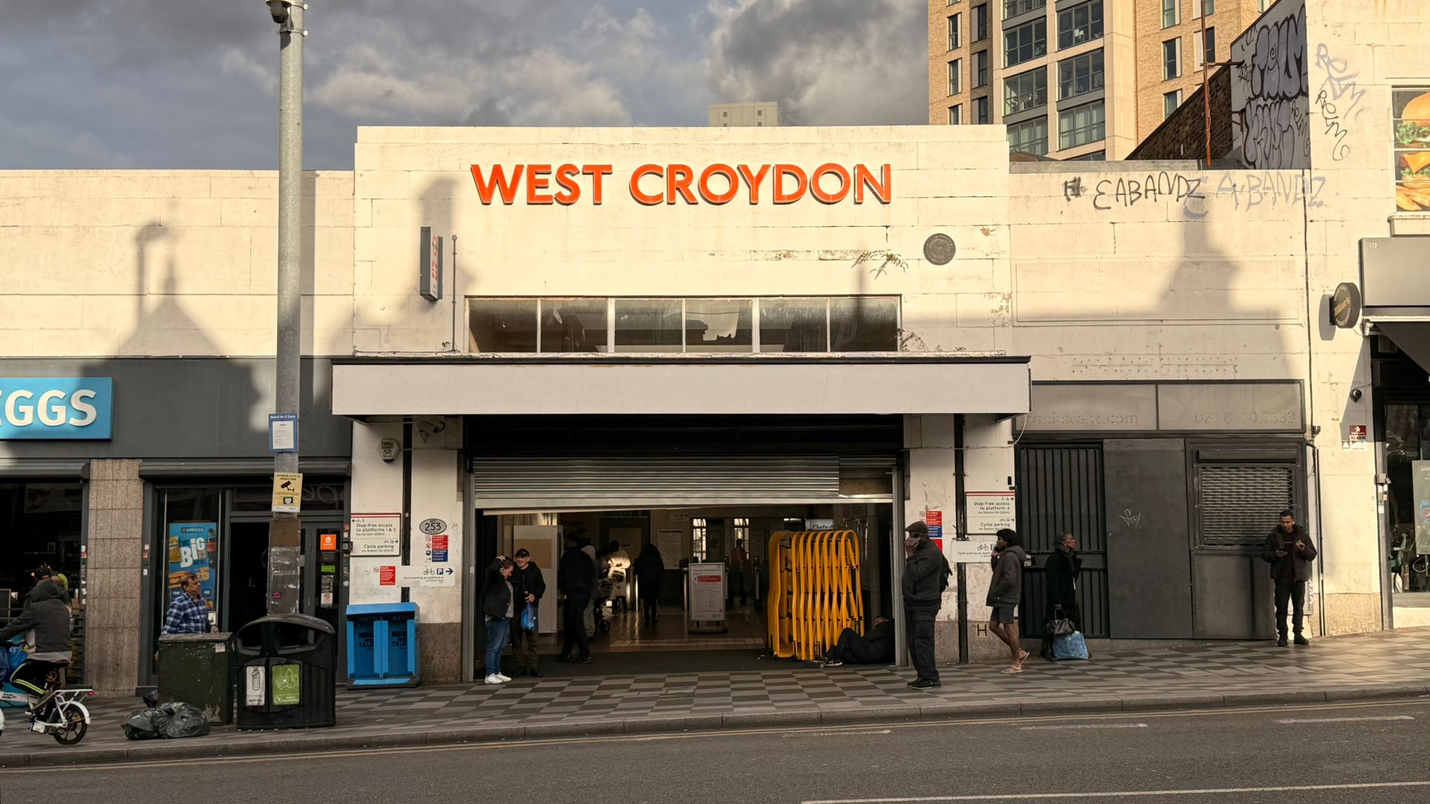 West Croydon interchange CR0 served by Locksmith South London