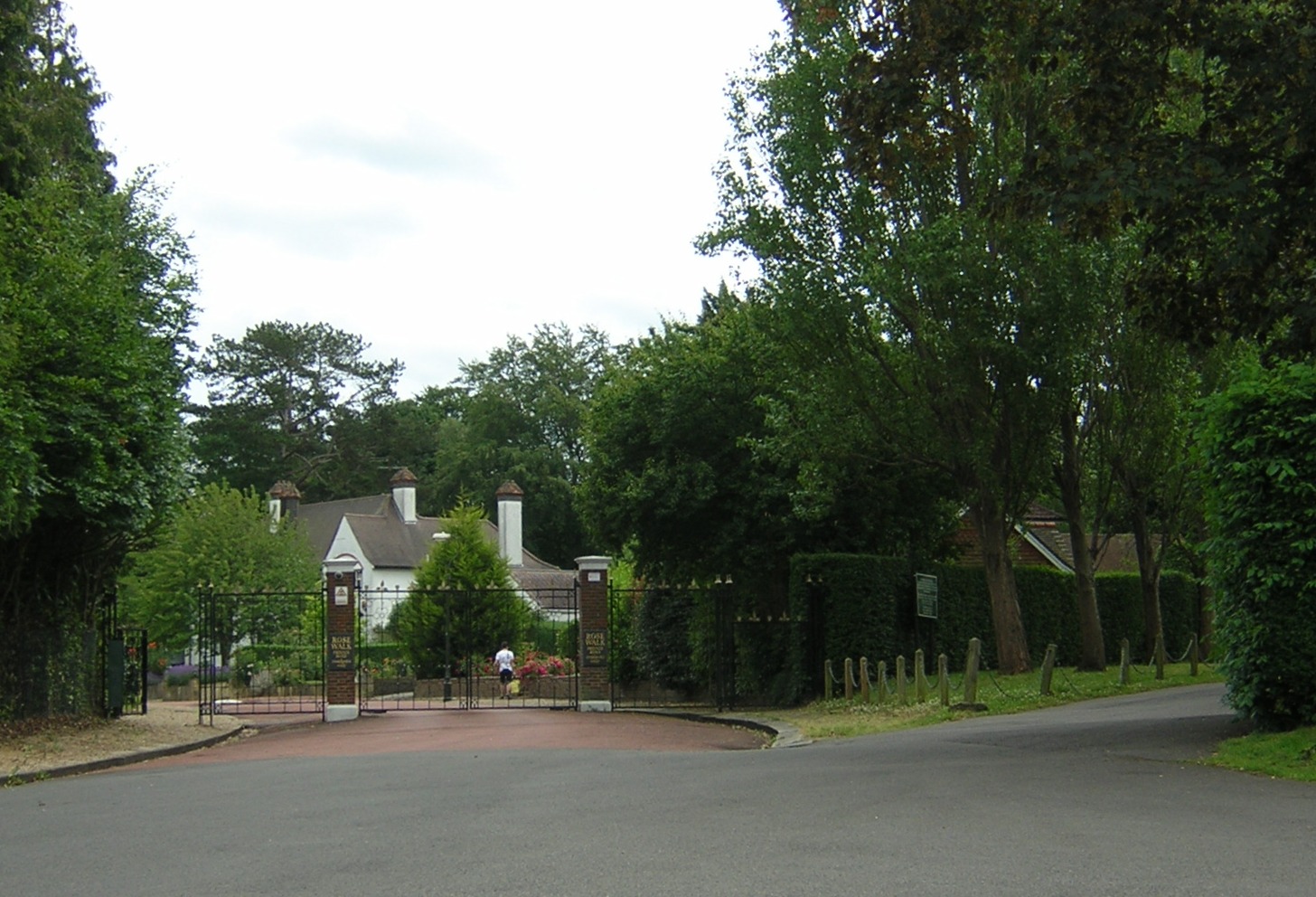 Period homes at the junction of Rose Walk and the Promenade de Verdun, Woodcote, Purley CR8