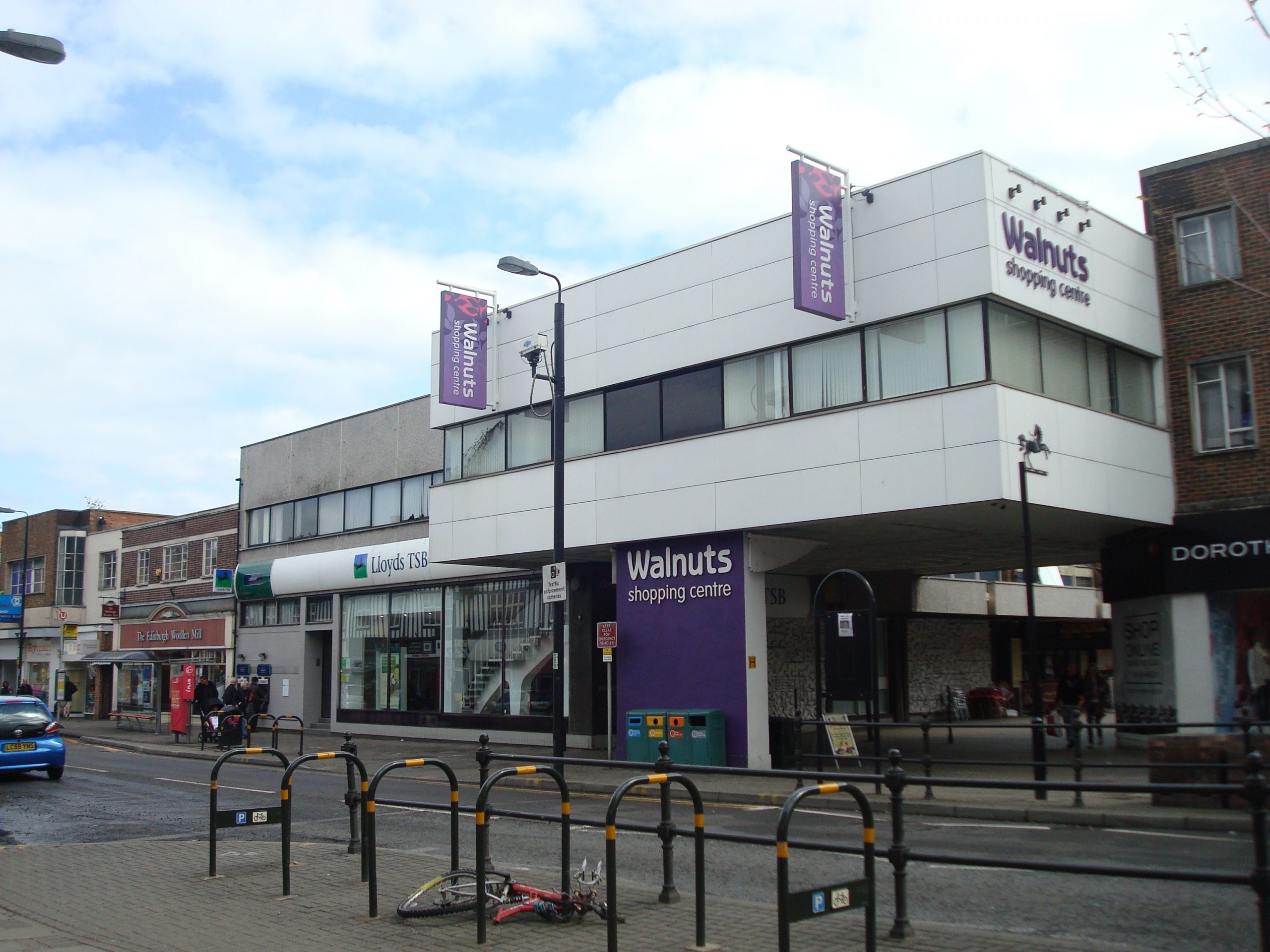 Orpington BR6 town-centre parade covered by Locksmith South London