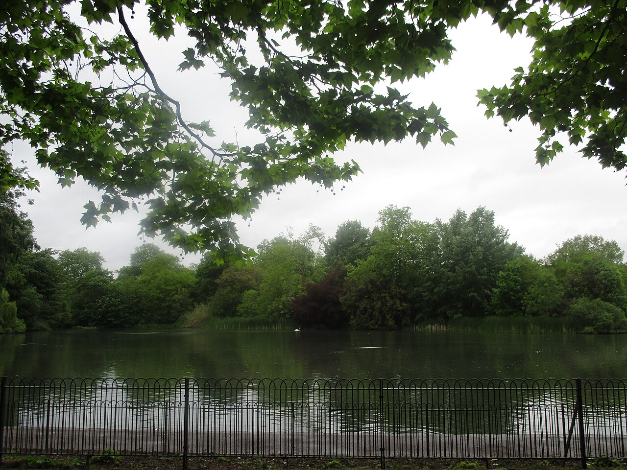 Battersea Park boating lake SW11 served by Locksmith South London
