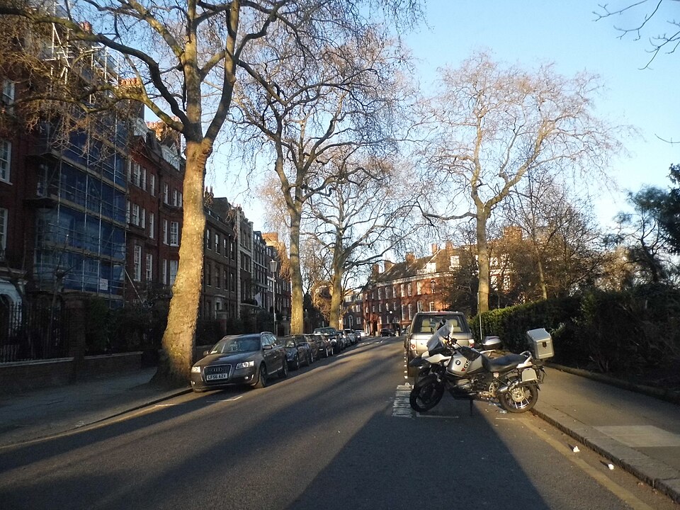 Cheyne Walk period townhouses, Chelsea SW3 served by Locksmith South London